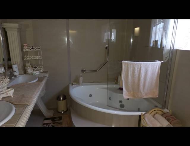 5 BEDROOM HOUSE FOR SALE IN EPWORTH